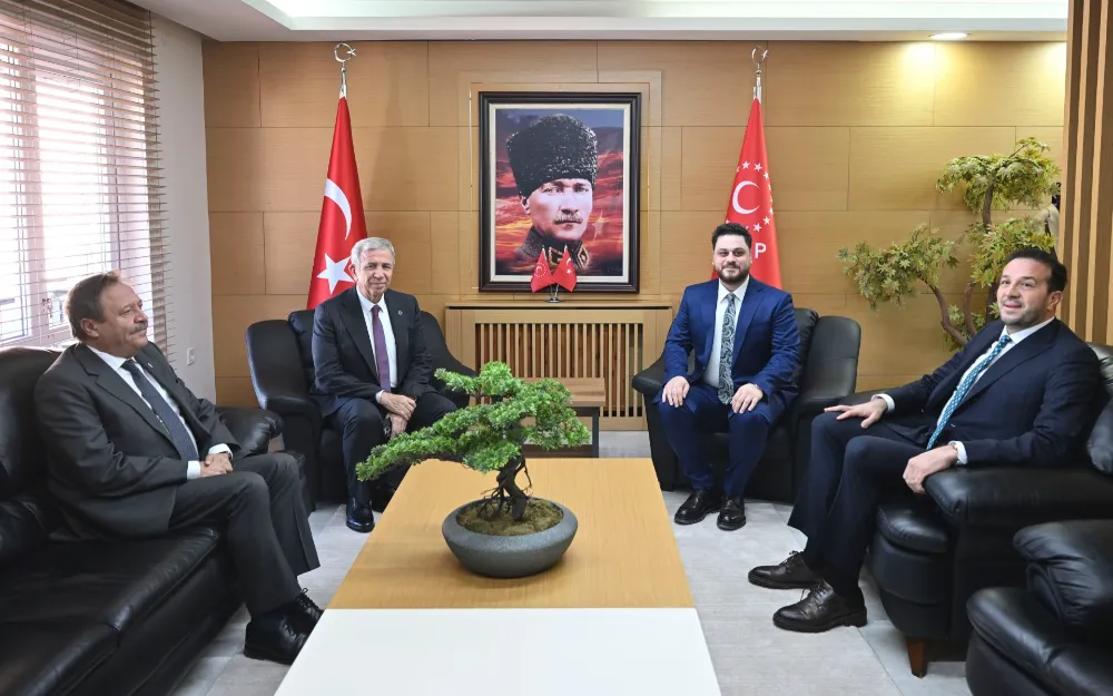 Ankara Büyükşehir Belediye Başkanı Mansur Yavaş Bağımsız Türkiye Partisi (BTP) Genel Başkanı Hüseyin Baş’ı ziyaret etti