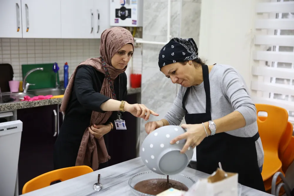 Eyüpsultan, ESMEK’lerde eğitimler başladı: 10 merkezde 175 farklı branş