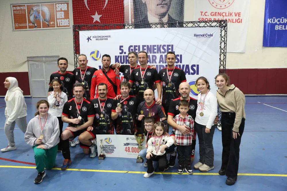 Küçükçekmece Belediyesi tarafından düzenlenen ‘5. Geleneksel Kurumlararası Voleybol Turnuvası