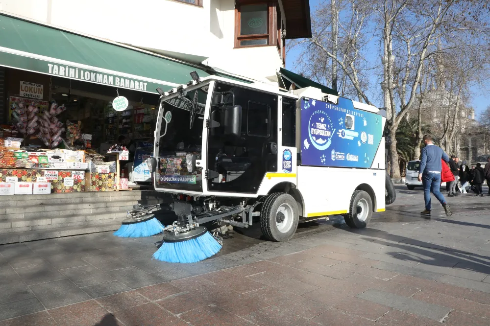 Eyüpsultan’da cadde ve sokaklar her gün tertemiz