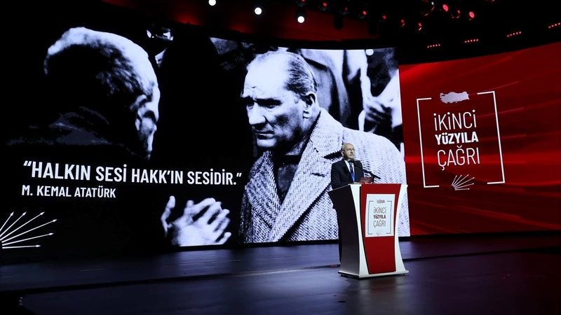 CHP Genel Başkanı Kemal Kılıçdaroğlu, 